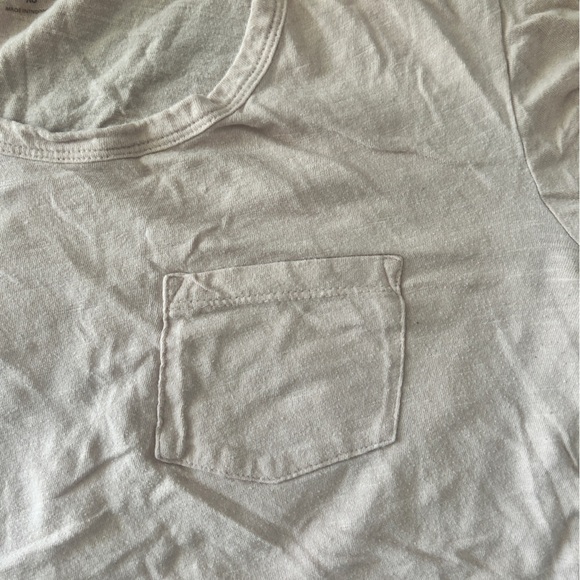 A.N.A Woman’s Pale Pink Pocket Tee – Size XS- LIKE NEW - Picture 3 of 5